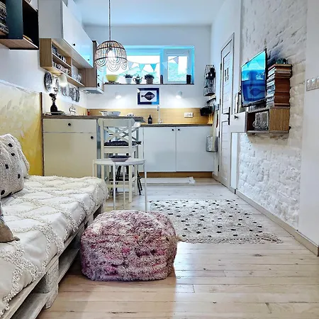 Mare Boutique By Flat Mаnаger بوموري