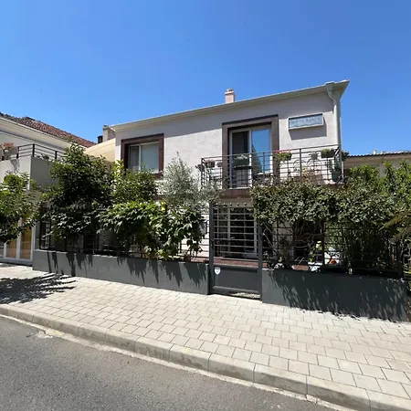 Mare Boutique By Flat Mаnаger